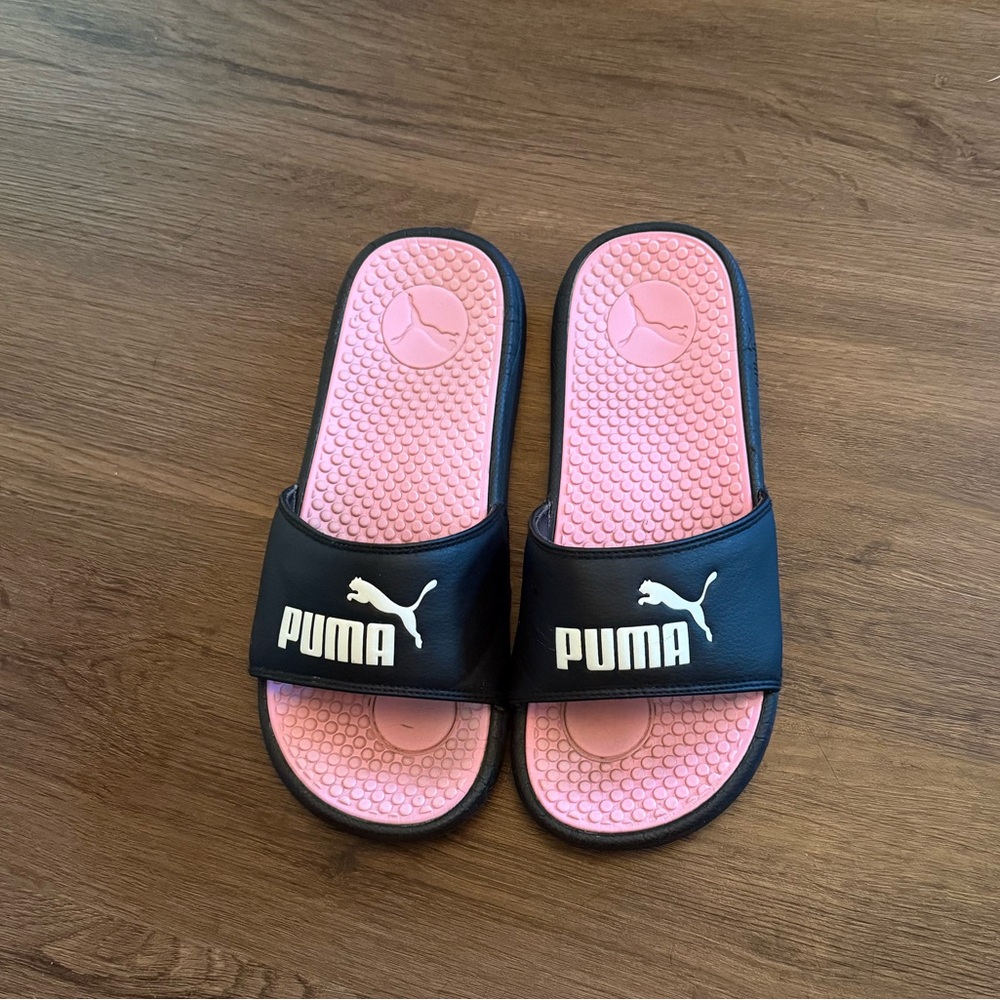 Puma Black and Pink Slides